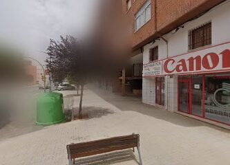 Foto de Las chinchetas cuadradas son anuncios
