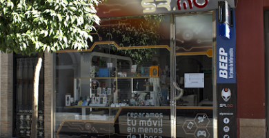 Foto de SR.MO | Reparación Móvil e Informática en Andújar