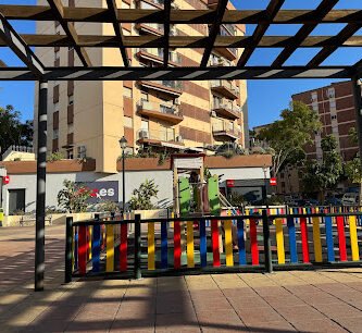 Foto de Компьютерная мастерская в городе Fuengirola