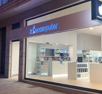 Foto de Ecomputer Santiago Apple - Avenida de Villagarcía