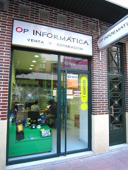 Foto de O&P Informática 2002